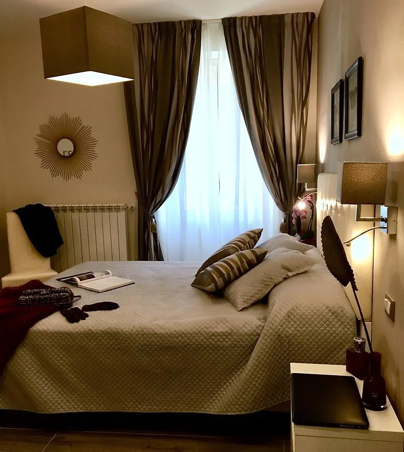 Tuscany House Of Artist مونتينيوزو شقة