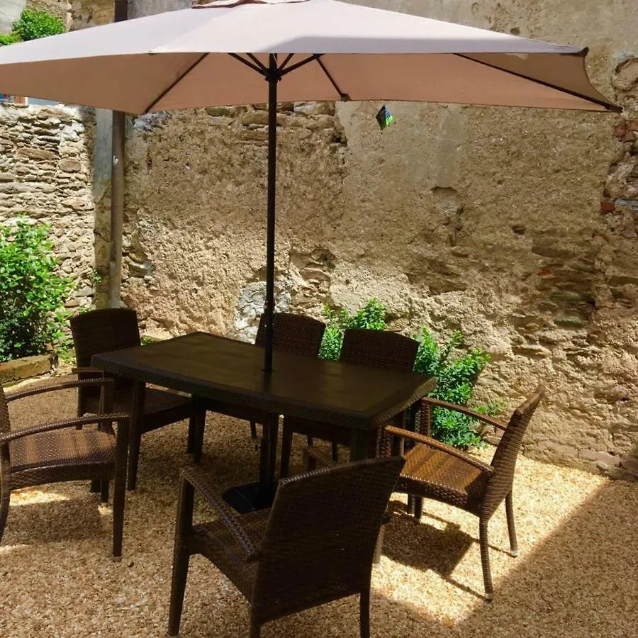 Tuscany House Of Artist مونتينيوزو 0*,  إيطاليا
