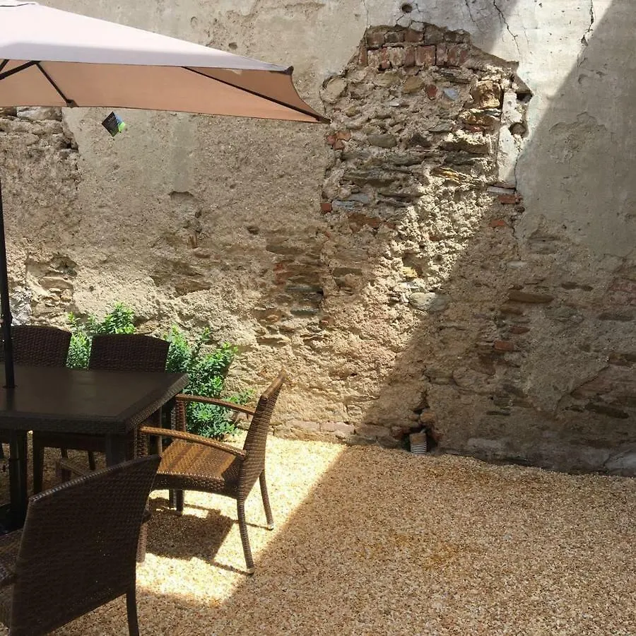 شقة Tuscany House Of Artist مونتينيوزو